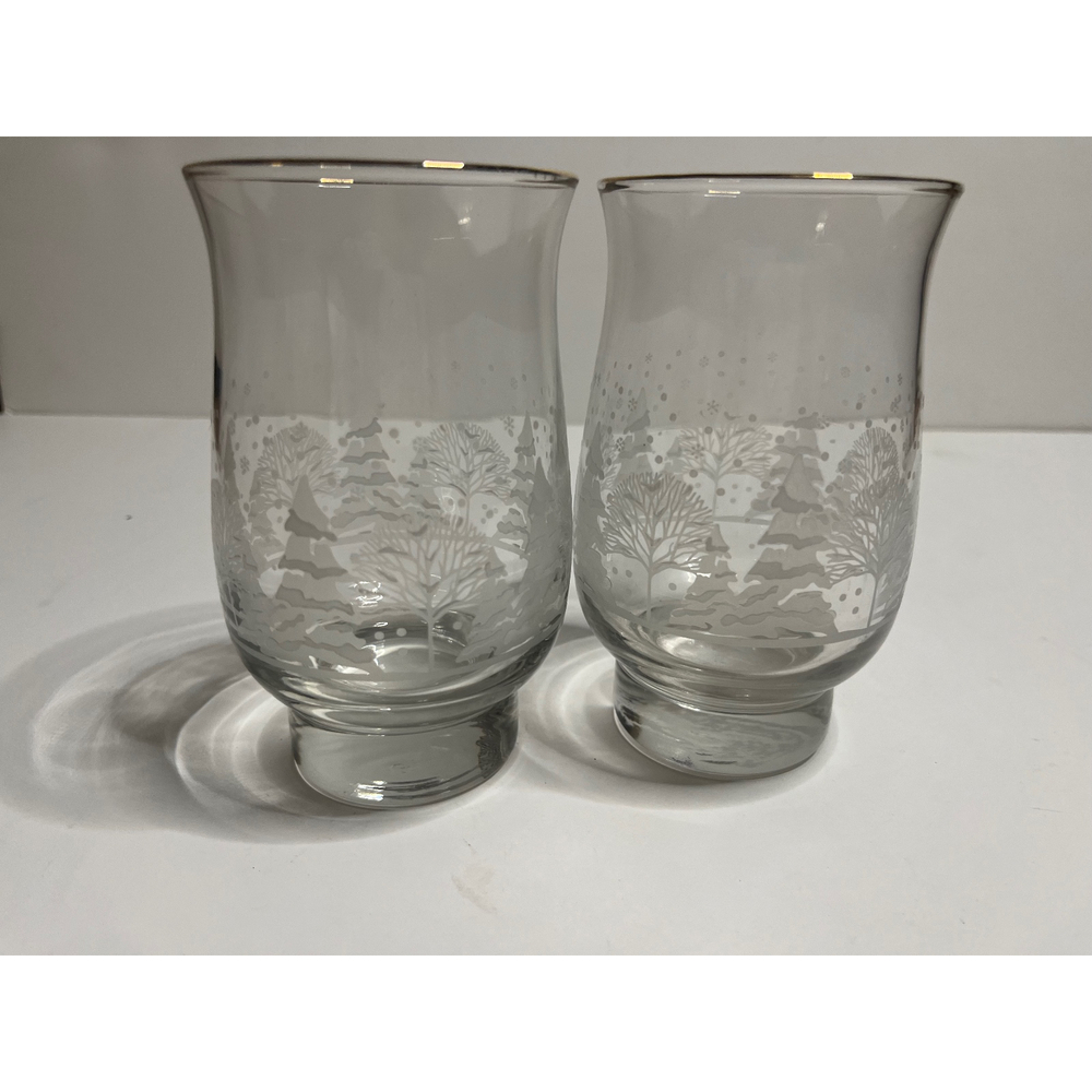 Vintage Arby's Gold Rimmed Glasses Winter Scene Etched Glassware Sett of 2